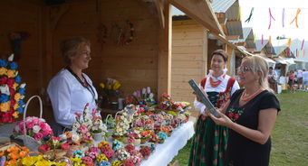Special thanks to participants of Folk Art and Crafts Fair
